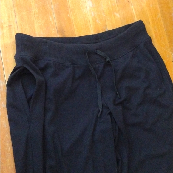 Oiselle Joggers - Picture 2 of 7